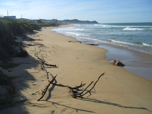 Ressaca na Praia Brava Itajaí - Antigo posto de salva-vidas